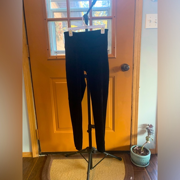 Spanx Velvet Leggings - Picture 1 of 3